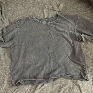 Grey cropped t-shirt
